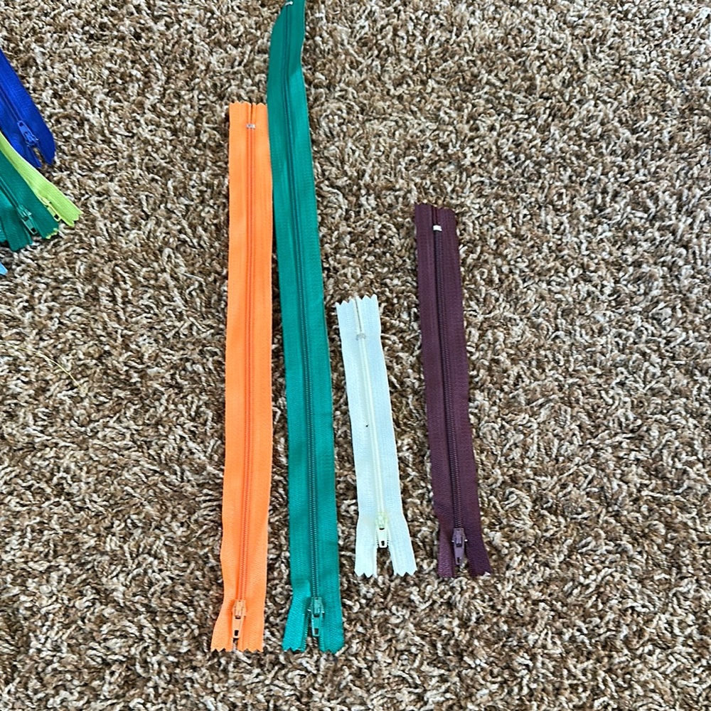 Assorted Colorful Zippers Collection - Picture 5 of 5